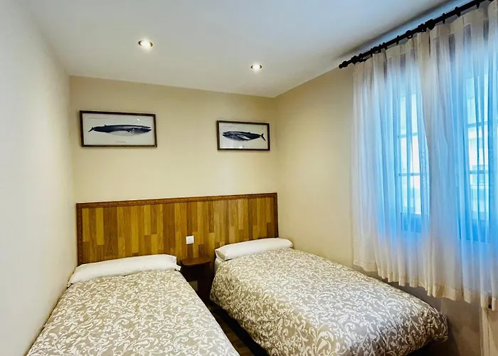 La Botica Posada De Llanes